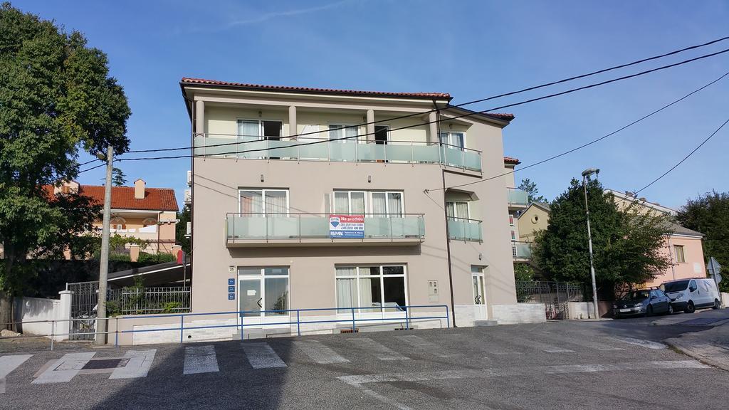 Apartments Ivancic Нови-Винодолски Экстерьер фото