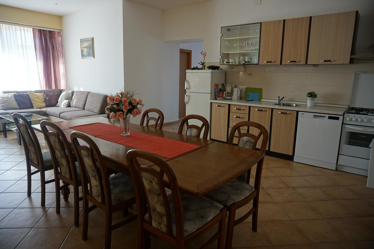 Apartments Ivancic Нови-Винодолски Экстерьер фото